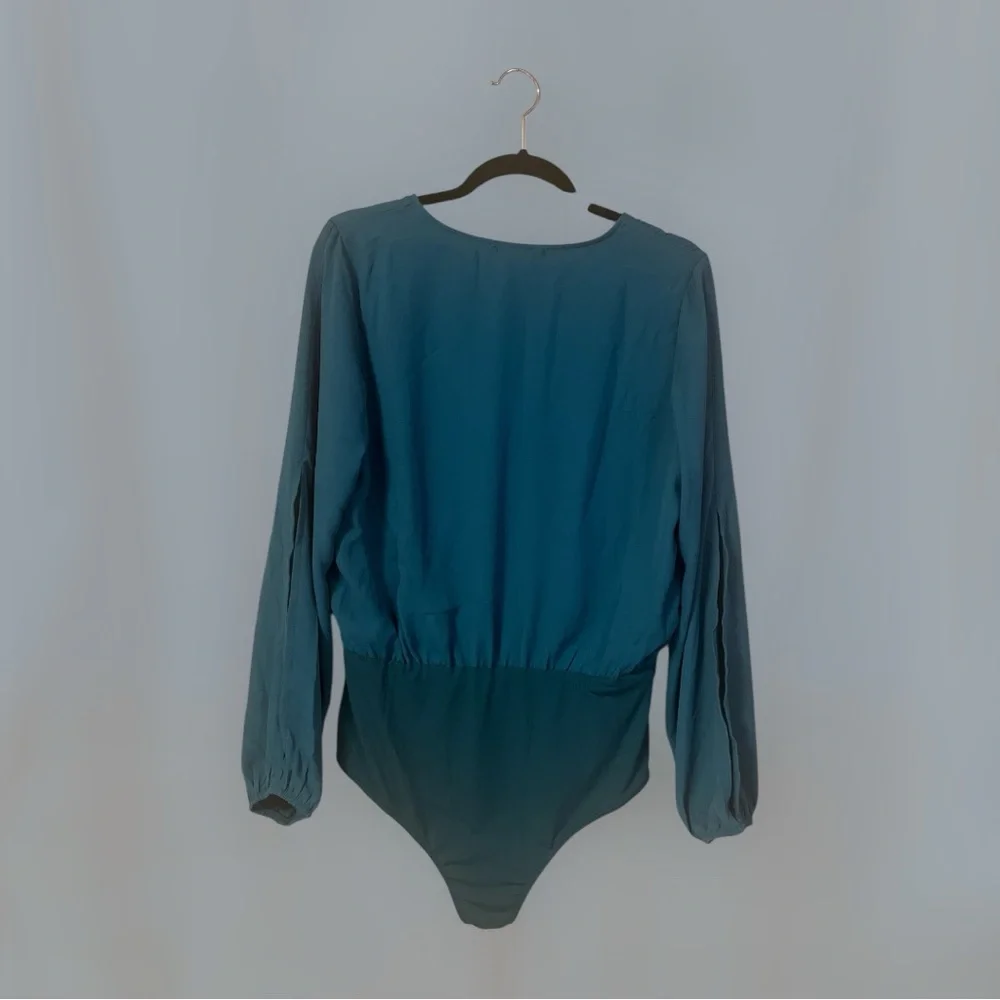 Gilli Teal Long Sleeve Bodysuit - Picture 2 of 4